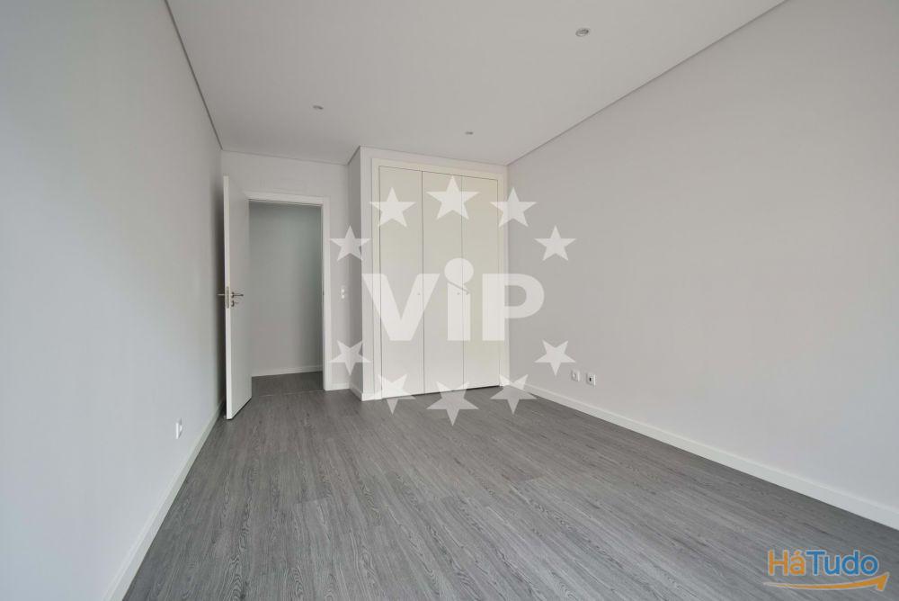 OLHÃO - APARTAMENTO TRÊS QUARTOS  - OLHÃO - APARTAMENTO TRÊS QUARTOS  -