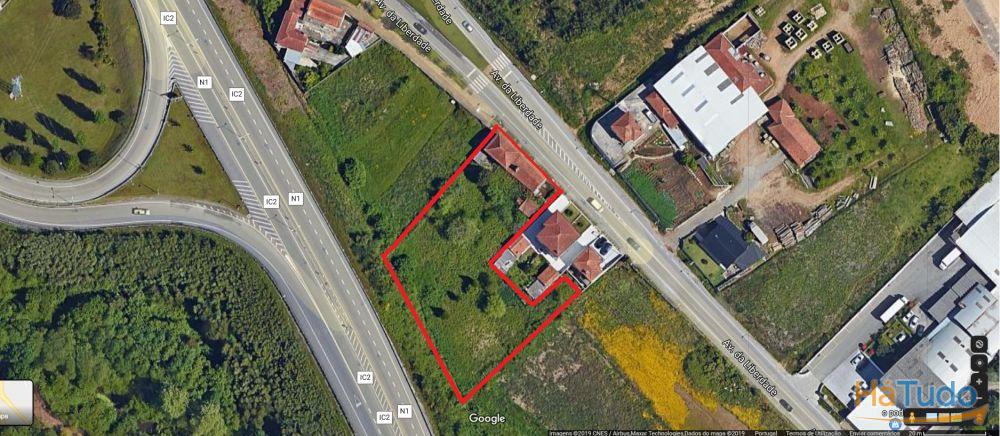 Terreno na Avenida da Liberdade, São João da Madeira Terreno na Avenida da Liberdade, São João da Madeira