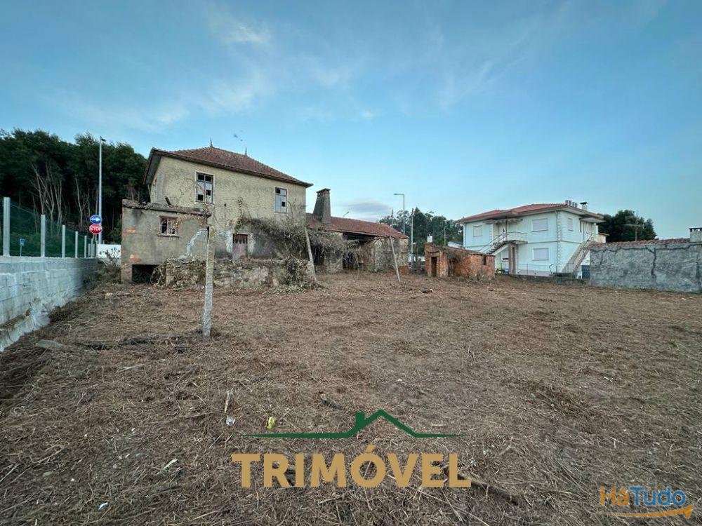 Terreno na Avenida da Liberdade, São João da Madeira Terreno na Avenida da Liberdade, São João da Madeira