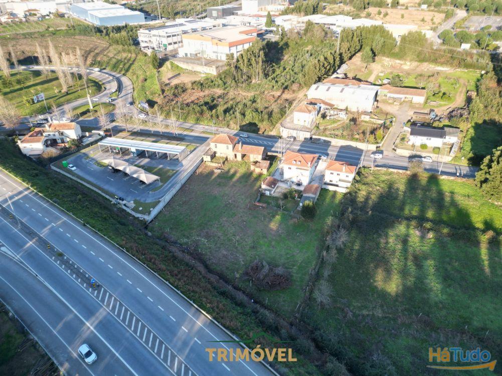 Terreno na Avenida da Liberdade, São João da Madeira Terreno na Avenida da Liberdade, São João da Madeira