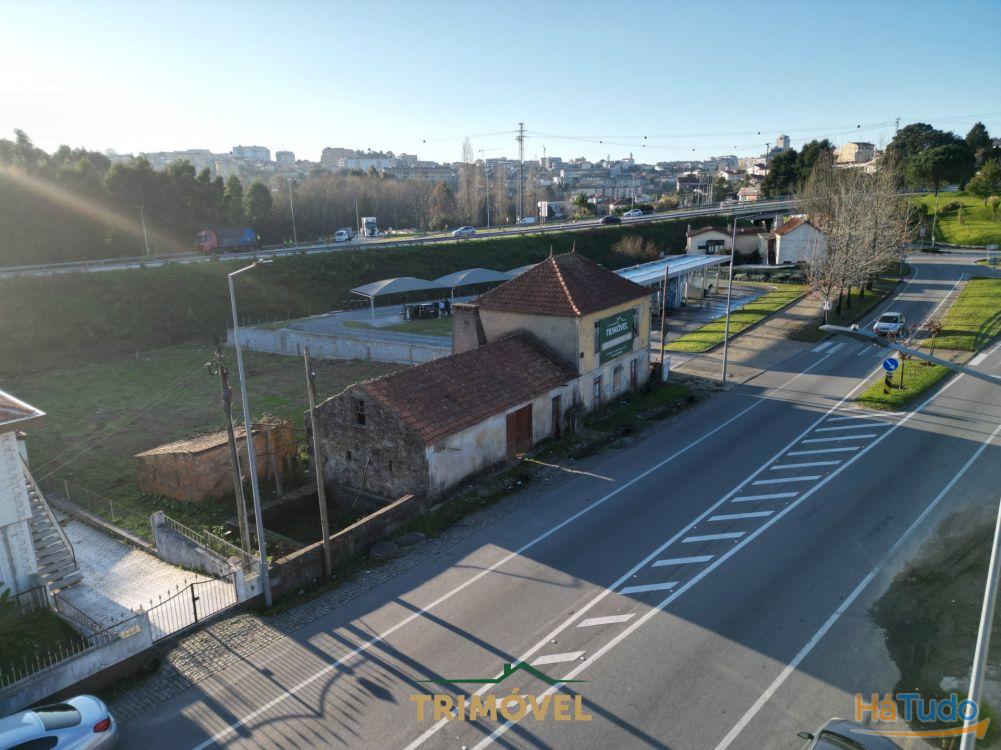 Terreno na Avenida da Liberdade, São João da Madeira Terreno na Avenida da Liberdade, São João da Madeira
