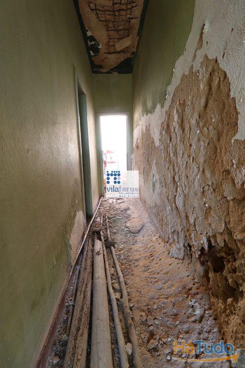 Terreno com 3 ruínas nas Gambelas Terreno com 3 ruínas nas Gambelas