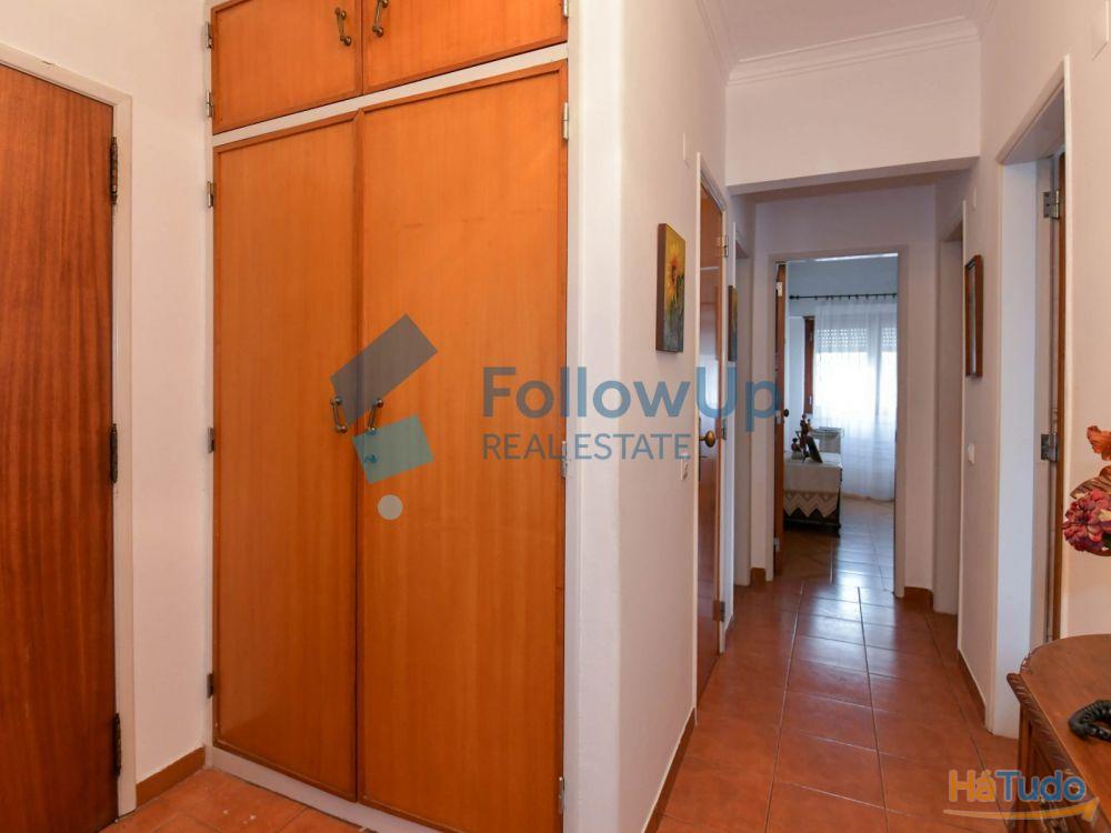 T3 ótima localização ? Amora T3 ótima localização ? Amora