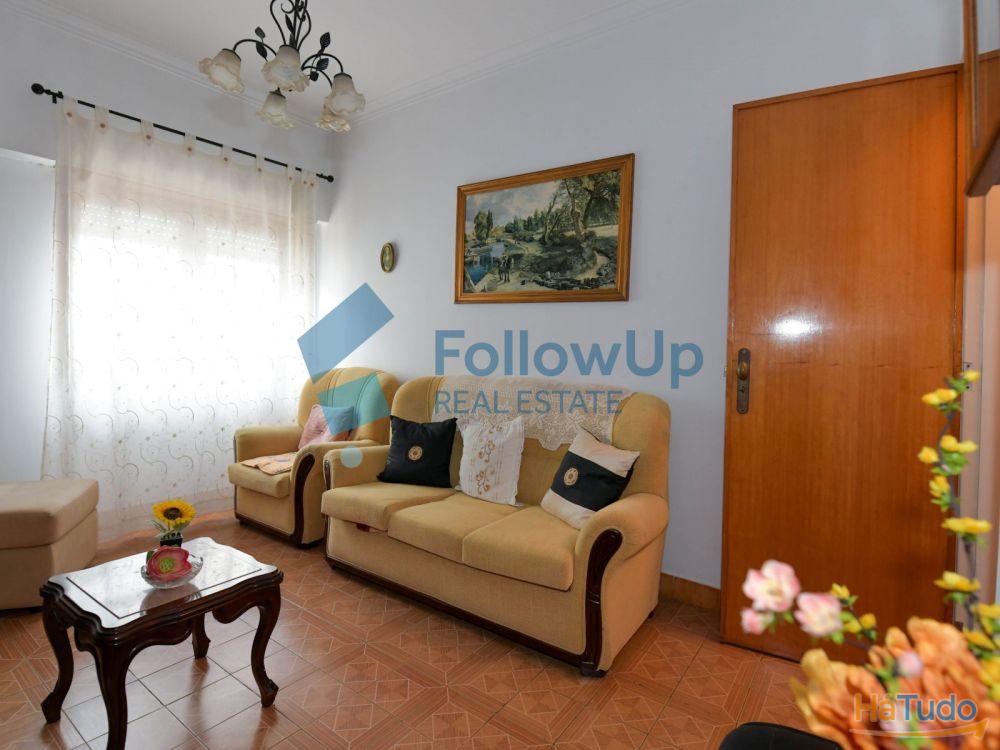 T3 ótima localização ? Amora T3 ótima localização ? Amora