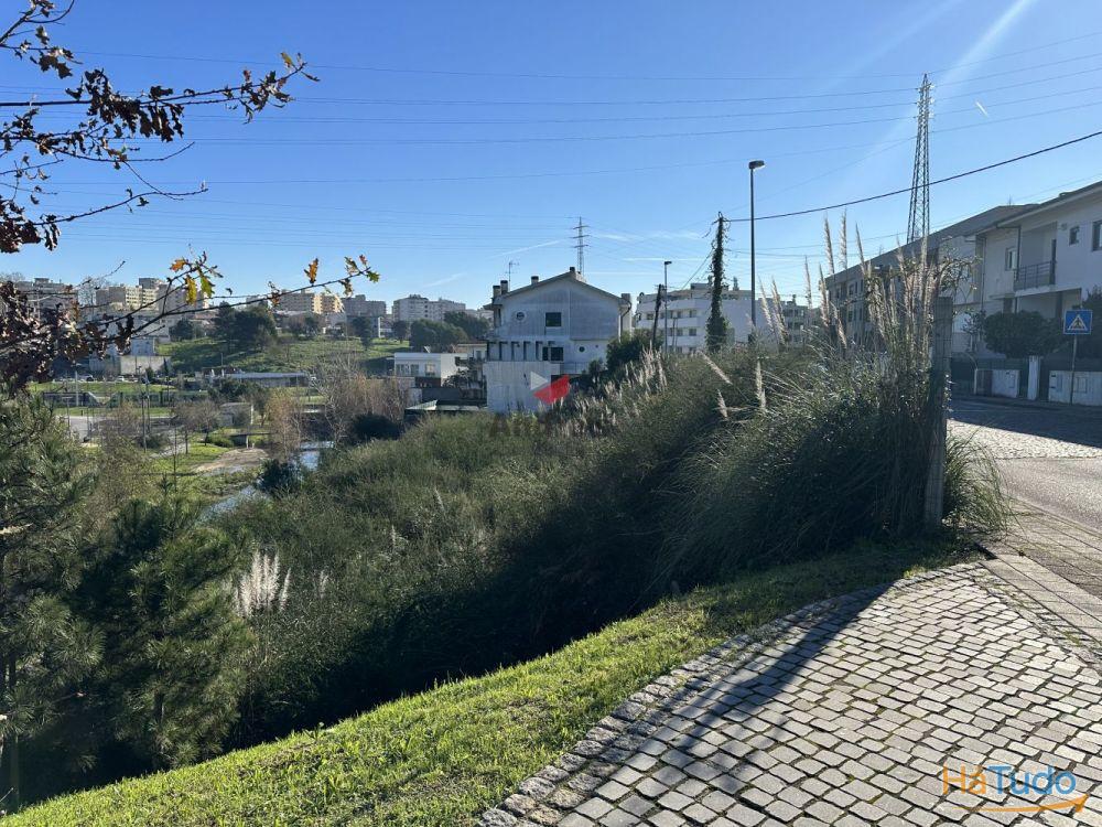 4 Lotes | Centro de Rio Tinto 4 Lotes | Centro de Rio Tinto