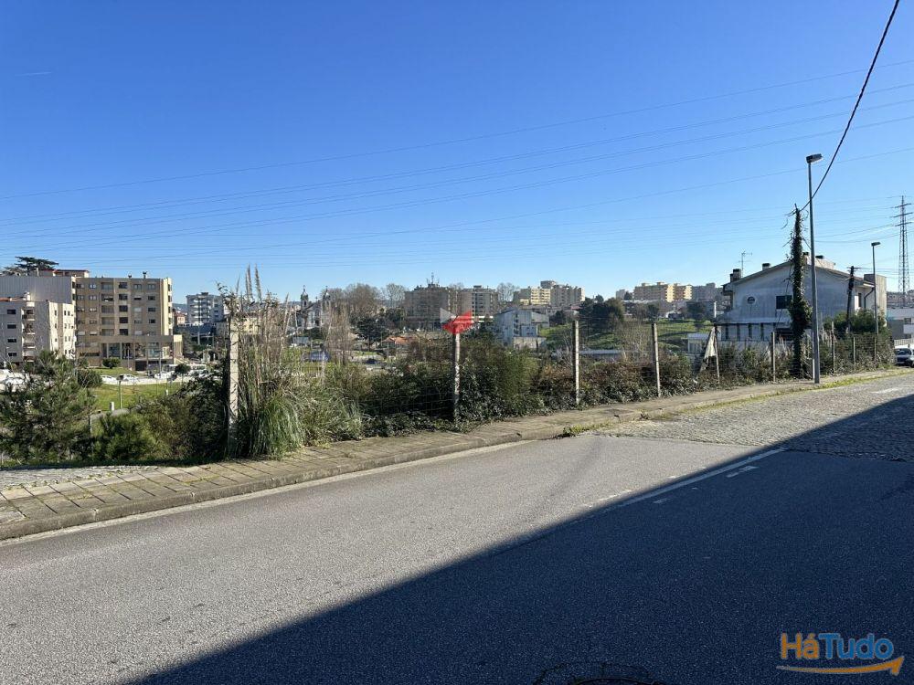 4 Lotes | Centro de Rio Tinto 4 Lotes | Centro de Rio Tinto