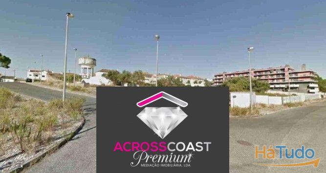 TERRENO PARA CONSTRUÇÃO DE EDIFÍCIO COM 15 FOGOS JUNTO À QUINTA DAS CORREIAS - CARTAXO TERRENO PARA CONSTRUÇÃO DE EDIFÍCIO COM 15 FOGOS JUNTO À QUINTA DAS CORREIAS - CARTAXO