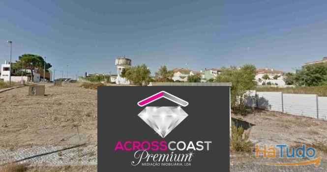 TERRENO PARA CONSTRUÇÃO DE EDIFÍCIO COM 15 FOGOS JUNTO À QUINTA DAS CORREIAS - CARTAXO TERRENO PARA CONSTRUÇÃO DE EDIFÍCIO COM 15 FOGOS JUNTO À QUINTA DAS CORREIAS - CARTAXO