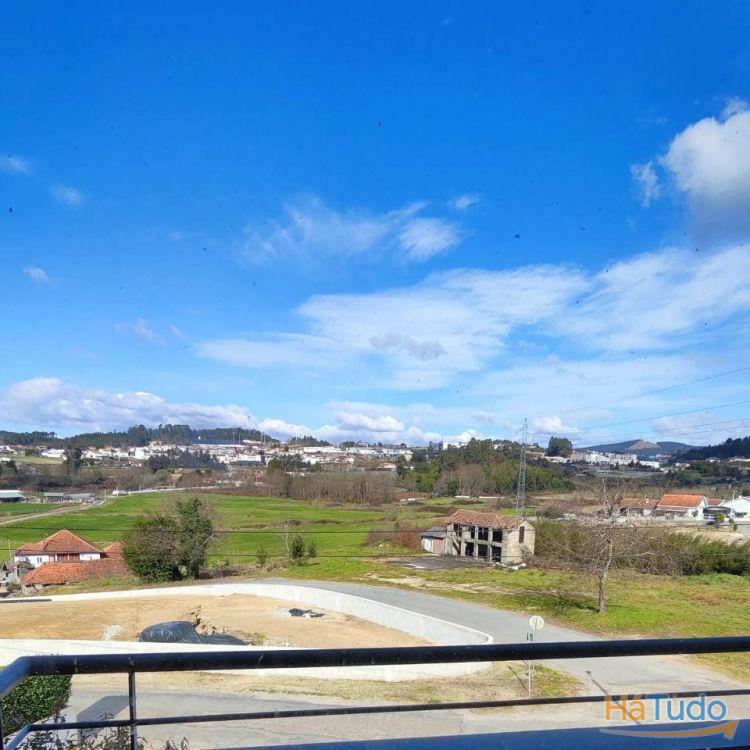 Moradia geminada, recuperada, para venda, Lousada - Cristelos, Boim e Ordem Moradia geminada, recuperada, para venda, Lousada - Cristelos, Boim e Ordem