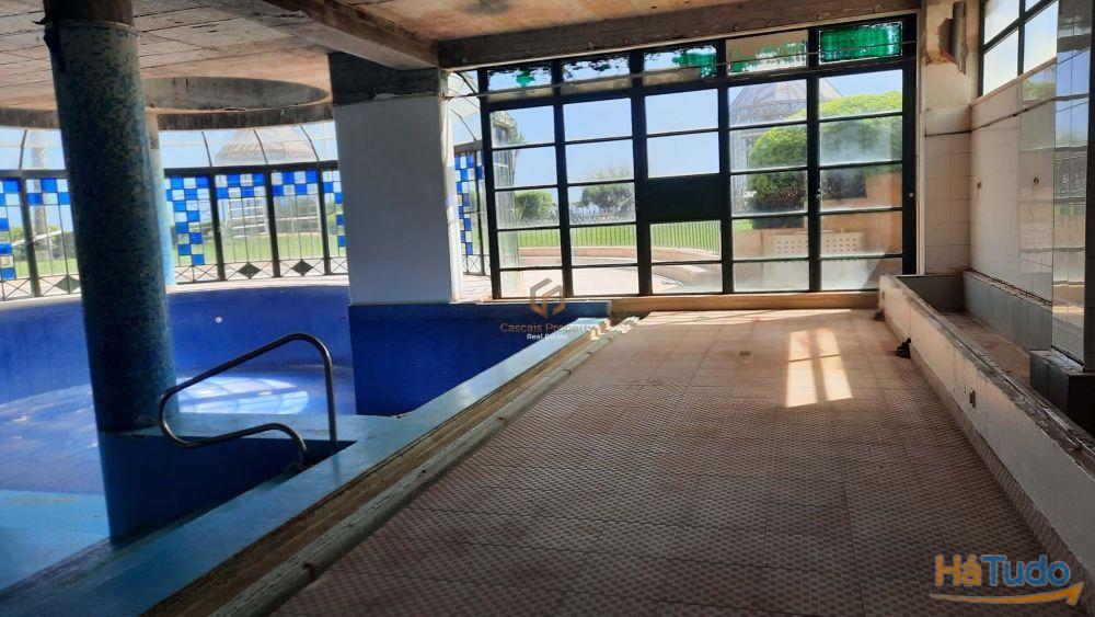 Espao comercial 2300 m2 na Marginal, Parede