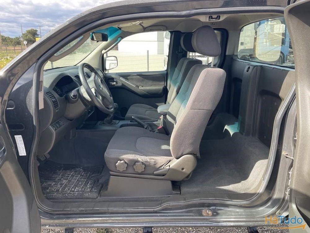 Nissan Navara 2.5 DCI King CAB 4WD Nissan Navara 2.5 DCI King CAB 4WD