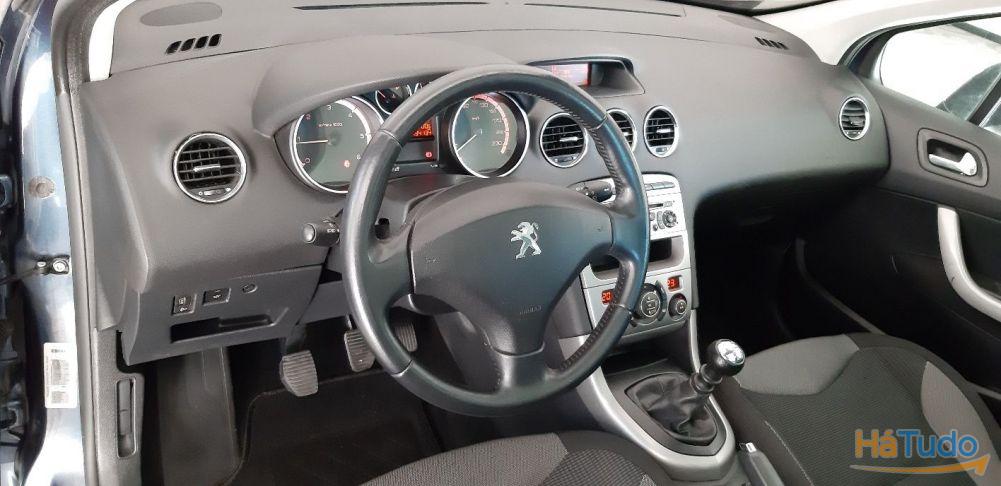 Peugeot 308 SW 1.6 HDi Executive CVM6 Peugeot 308 SW 1.6 HDi Executive CVM6