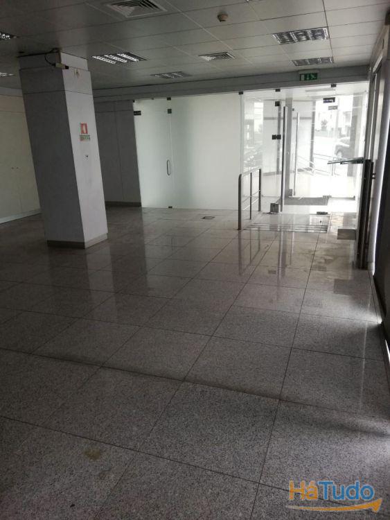 Loja na Rua da Constituição com 265 m2 Loja na Rua da Constituição com 265 m2