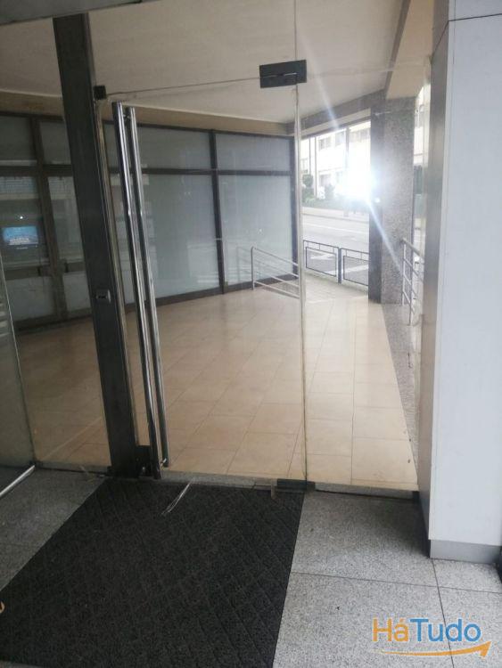 Loja na Rua da Constituição com 265 m2 Loja na Rua da Constituição com 265 m2