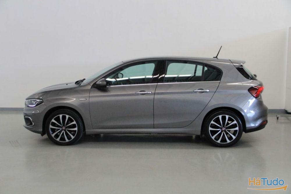 Fiat Tipo 1.3 M-Jet Lounge J17 Fiat Tipo 1.3 M-Jet Lounge J17