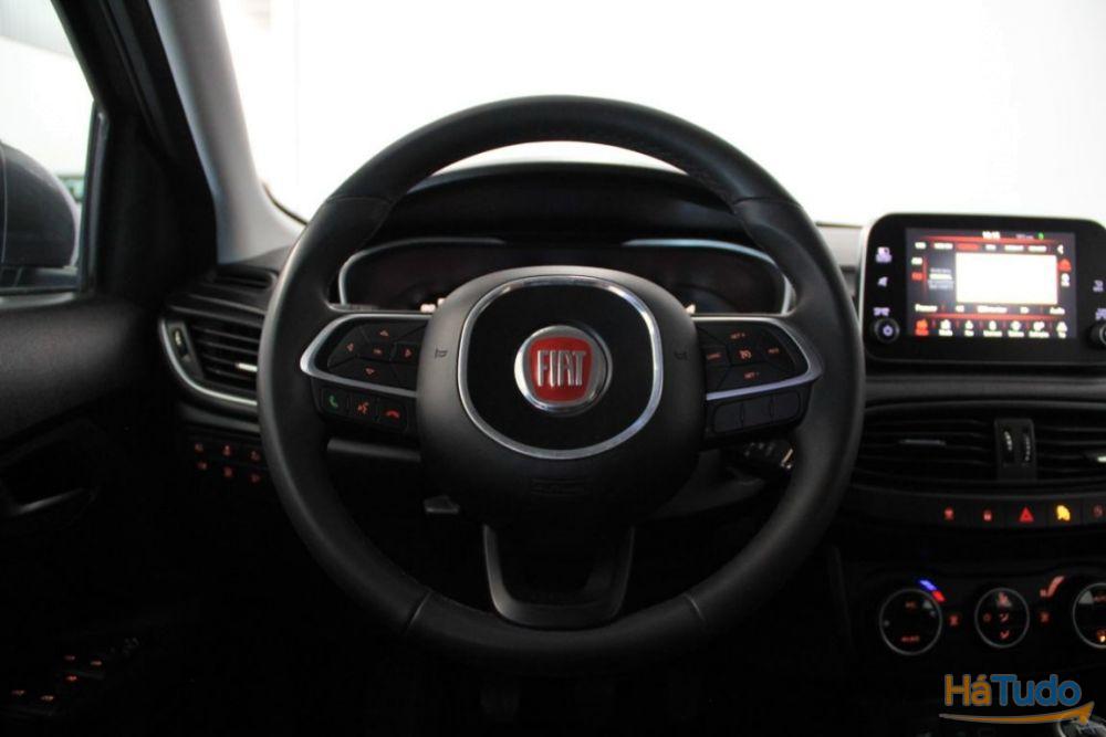 Fiat Tipo 1.3 M-Jet Lounge J17 Fiat Tipo 1.3 M-Jet Lounge J17
