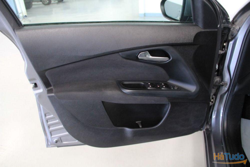 Fiat Tipo 1.3 M-Jet Lounge J17 Fiat Tipo 1.3 M-Jet Lounge J17