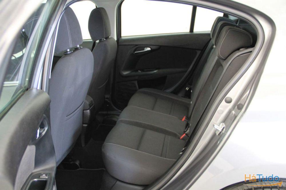 Fiat Tipo 1.3 M-Jet Lounge J17 Fiat Tipo 1.3 M-Jet Lounge J17