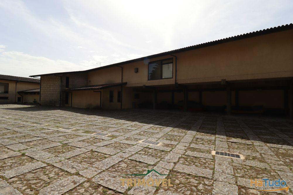 Estalagem >T10, Oliveira de Azeméis Estalagem >T10, Oliveira de Azeméis