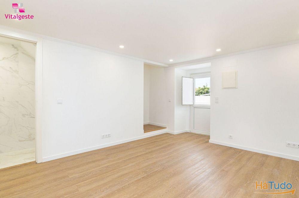 Moradia NOVA em Alpriate Moradia NOVA em Alpriate