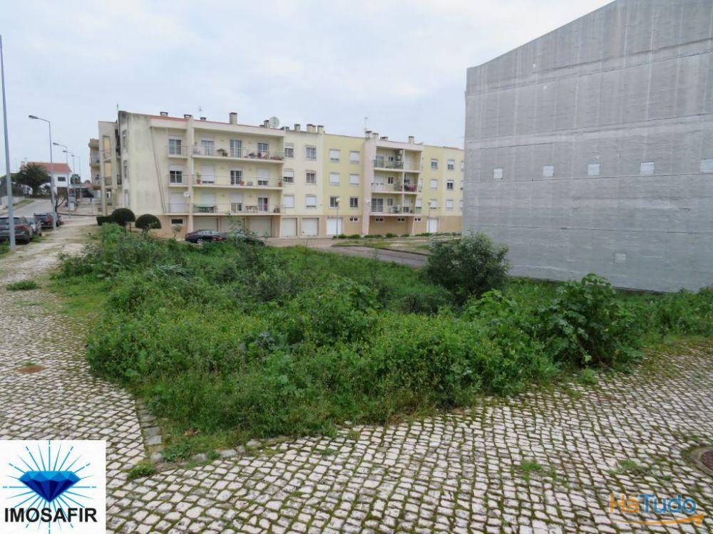 Lote para construção de Prédio de 3 andares Lote para construção de Prédio de 3 andares