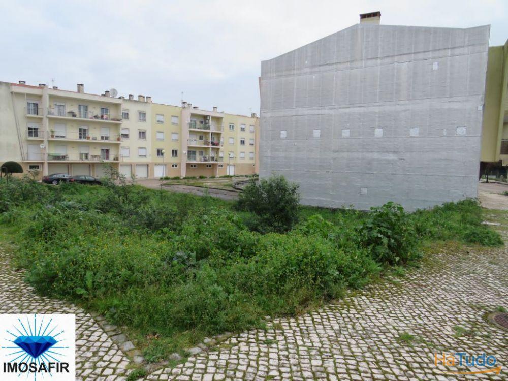 Lote para construção de Prédio de 3 andares Lote para construção de Prédio de 3 andares