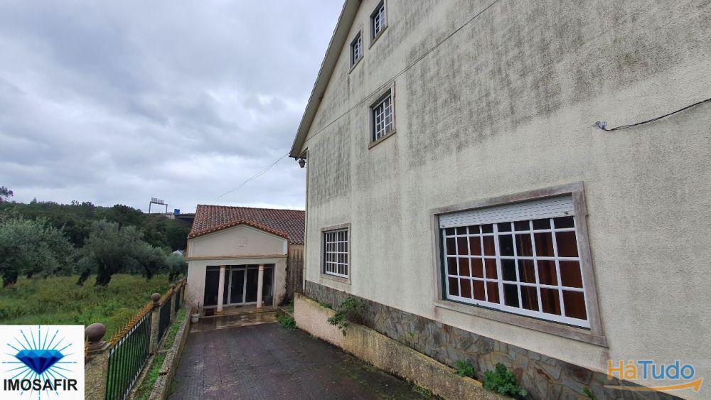 Moradia T6 em Alviobeira para Alojamento Local ou Habitação Própria Moradia T6 em Alviobeira para Alojamento Local ou Habitação Própria