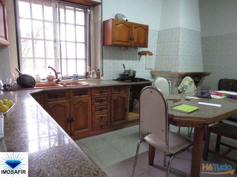 Moradia T6 em Alviobeira para Alojamento Local ou Habitação Própria Moradia T6 em Alviobeira para Alojamento Local ou Habitação Própria