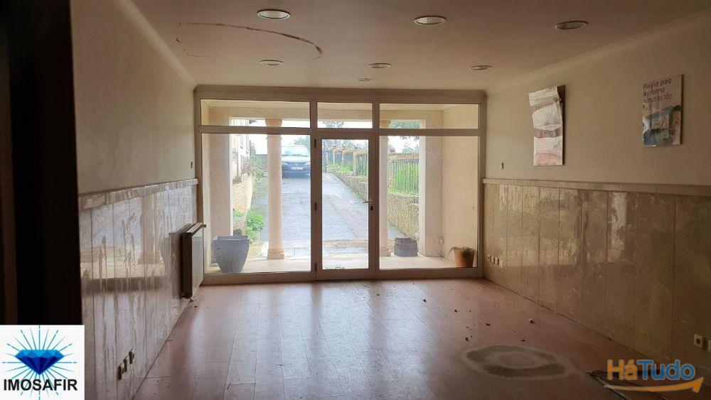 Moradia T6 em Alviobeira para Alojamento Local ou Habitação Própria Moradia T6 em Alviobeira para Alojamento Local ou Habitação Própria