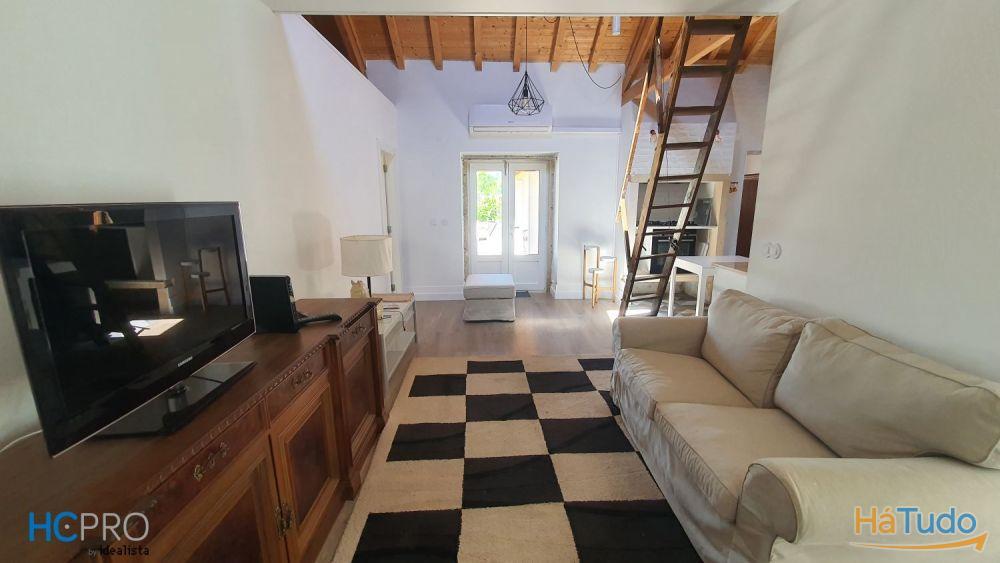 Encantadora Propriedade com 2 Moradias Tradicionais Encantadora Propriedade com 2 Moradias Tradicionais