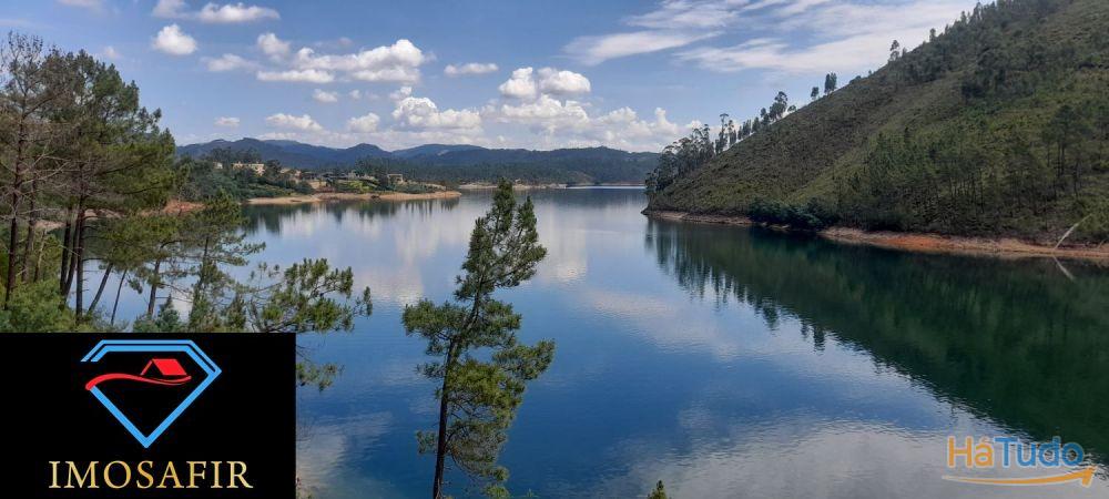 Terreno perto do Rio na Serra da Pombeira Terreno perto do Rio na Serra da Pombeira