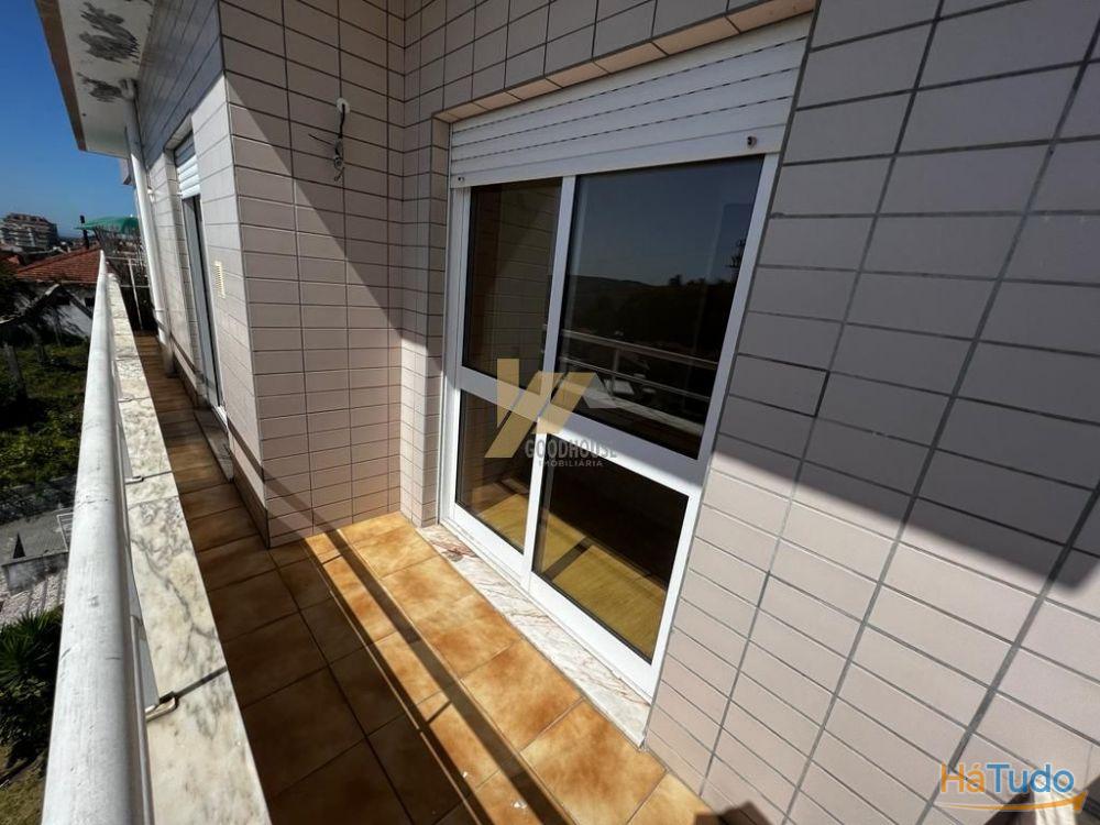 Apartamento T3 com boas áreas Apartamento T3 com boas áreas