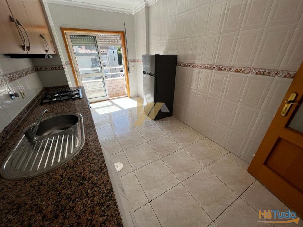 Apartamento T3 com boas áreas Apartamento T3 com boas áreas