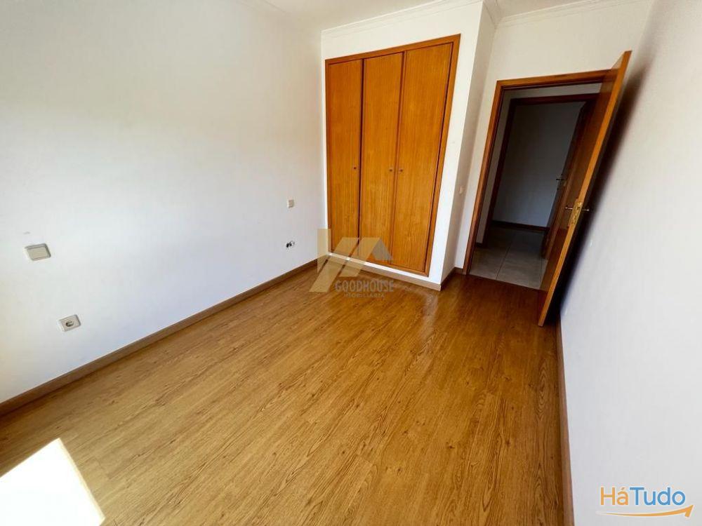Apartamento T3 com boas áreas Apartamento T3 com boas áreas