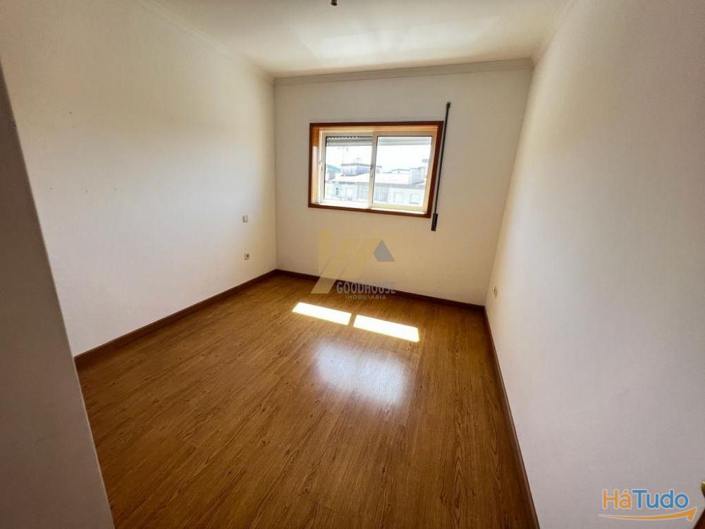 Apartamento T3 com boas áreas Apartamento T3 com boas áreas