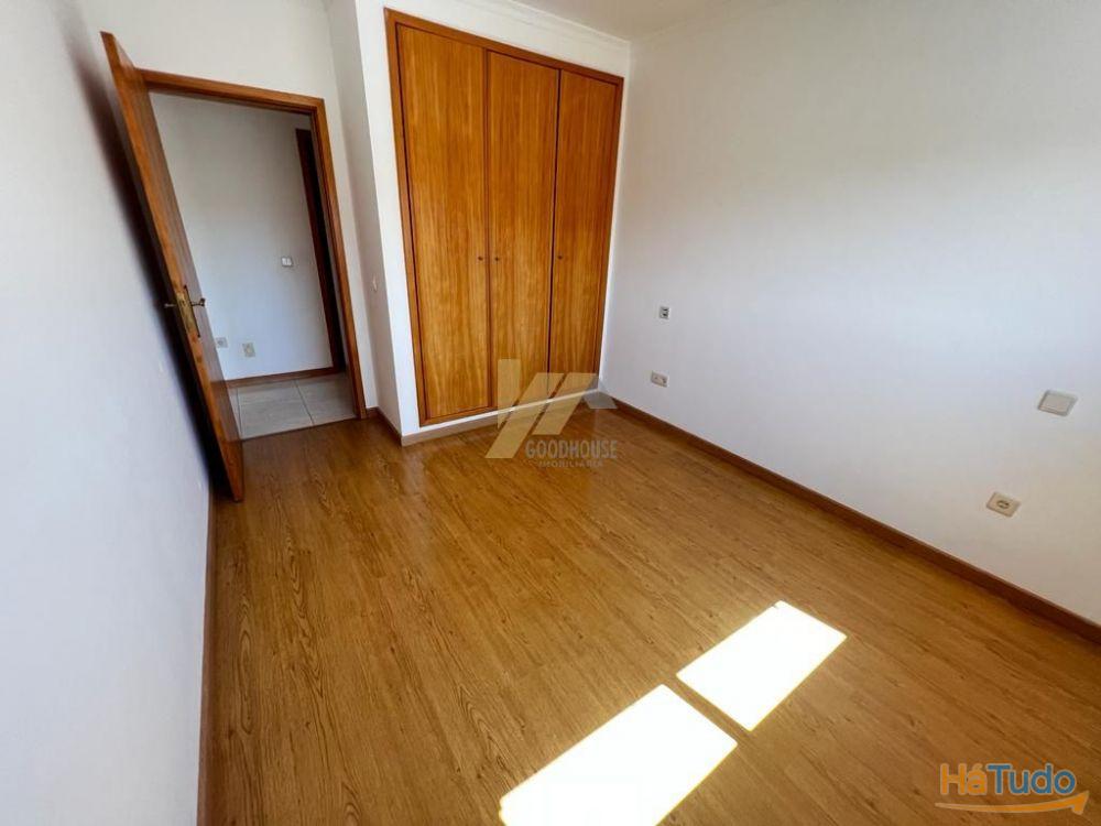 Apartamento T3 com boas áreas Apartamento T3 com boas áreas