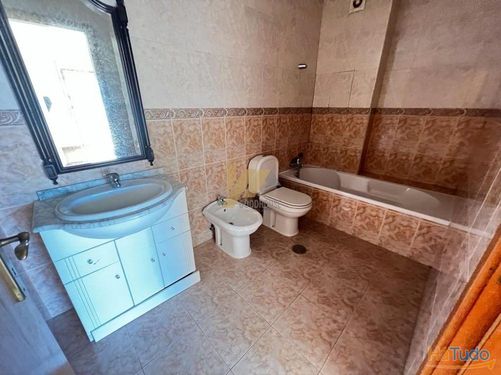 Apartamento T3 com boas áreas Apartamento T3 com boas áreas