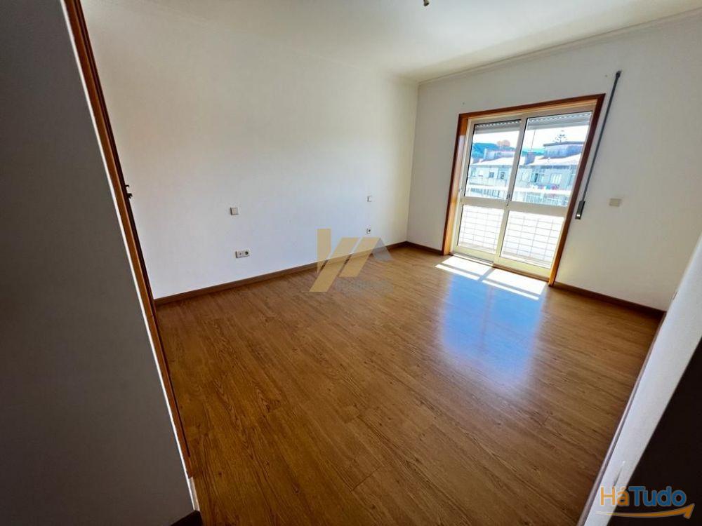 Apartamento T3 com boas áreas Apartamento T3 com boas áreas