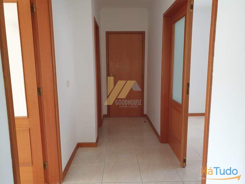 Apartamento T3 com boas áreas Apartamento T3 com boas áreas