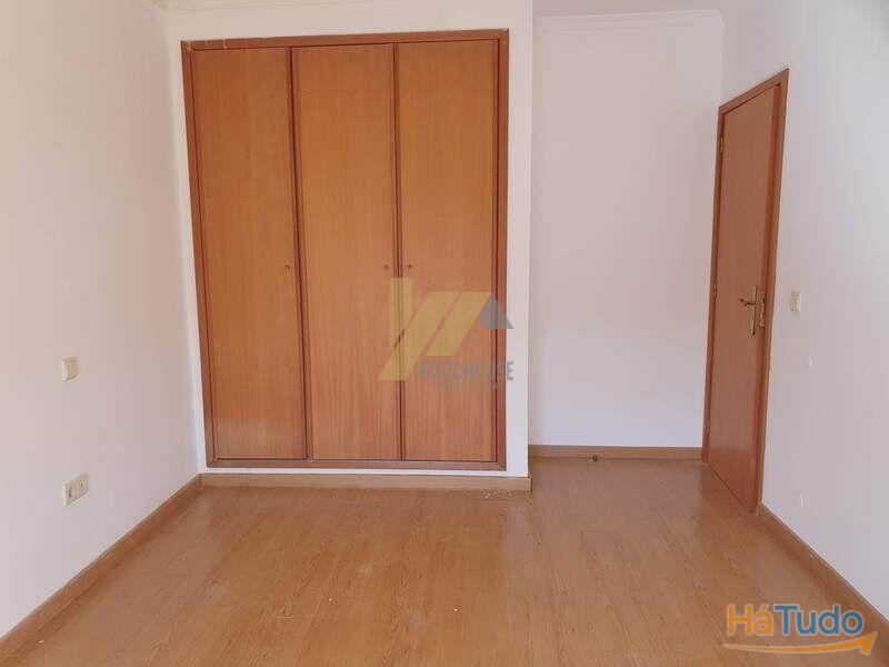 Apartamento T3 com boas áreas Apartamento T3 com boas áreas