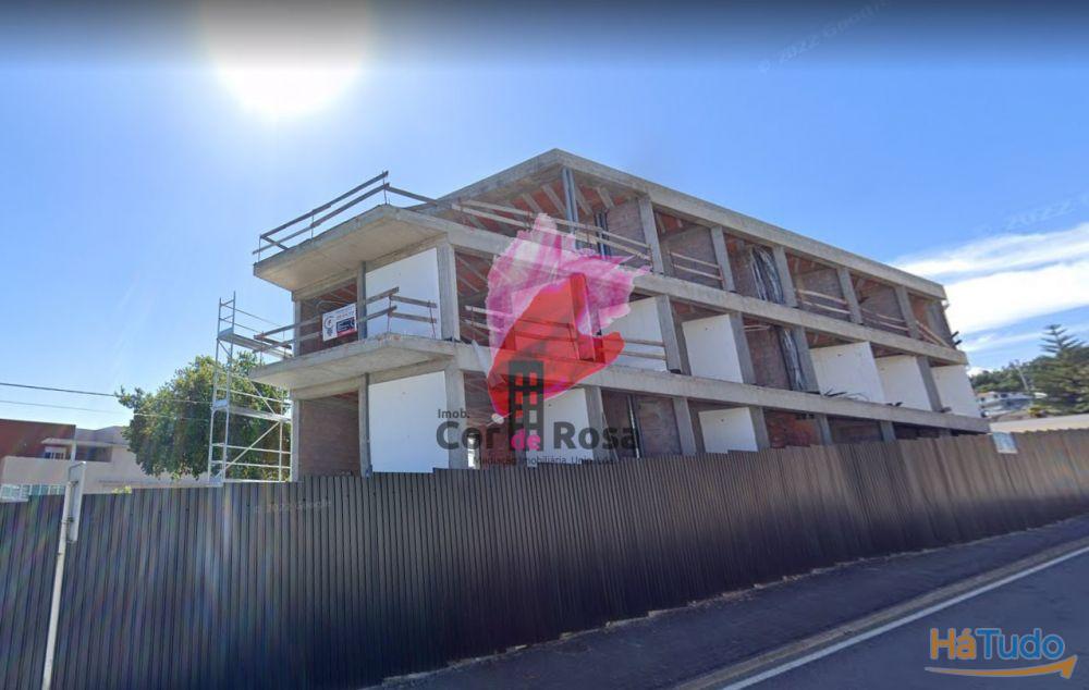 Apartamento último andar com terraço- Mesão Frio Apartamento último andar com terraço- Mesão Frio