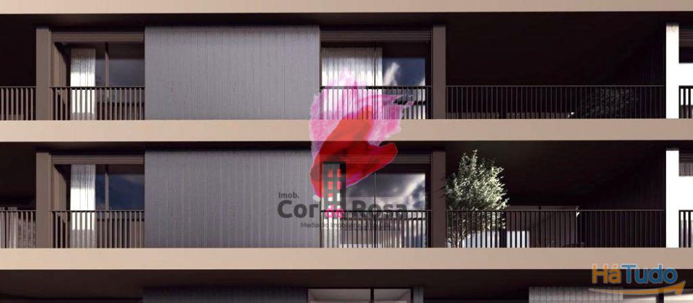 Apartamento último andar com terraço- Mesão Frio Apartamento último andar com terraço- Mesão Frio