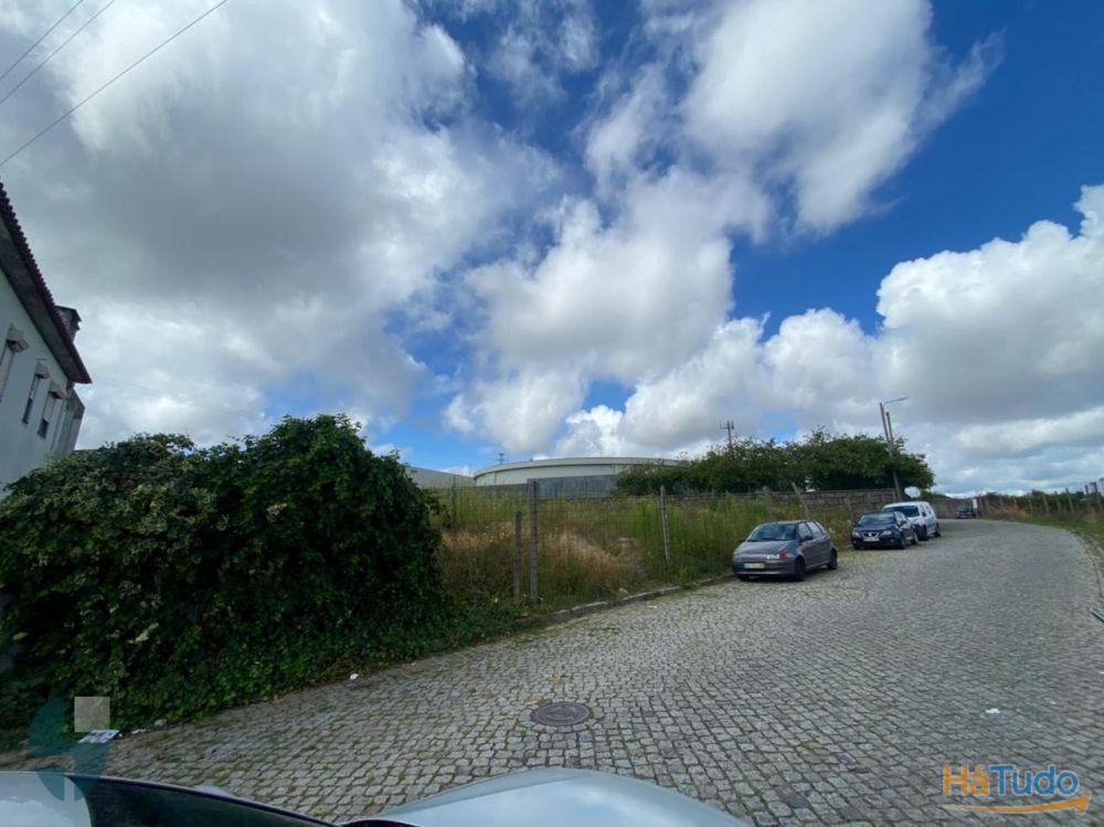 Terreno à Venda em Pedrouços- Maia Terreno à Venda em Pedrouços- Maia