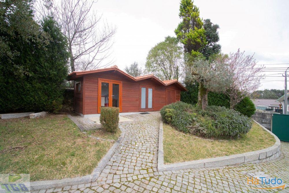 Quinta C/ 3 moradias Quinta C/ 3 moradias