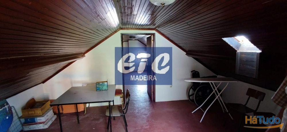 Beautiful sunny and sea view property in Arco da Calheta Beautiful sunny and sea view property in Arco da Calheta