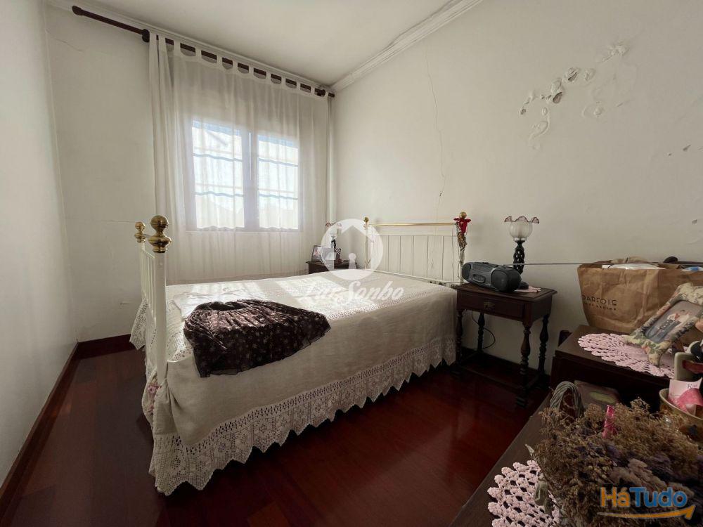 Moradia T4 c/ comércio inserida em terreno c/ 1479m2 em Amorim, Póvoa de Varzim! Moradia T4 c/ comércio inserida em terreno c/ 1479m2 em Amorim, Póvoa de Varzim!