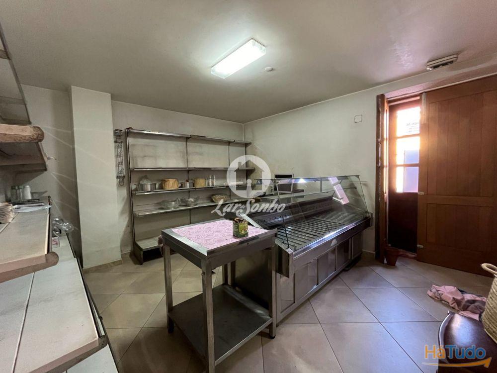 Moradia T4 c/ comércio inserida em terreno c/ 1479m2 em Amorim, Póvoa de Varzim! Moradia T4 c/ comércio inserida em terreno c/ 1479m2 em Amorim, Póvoa de Varzim!