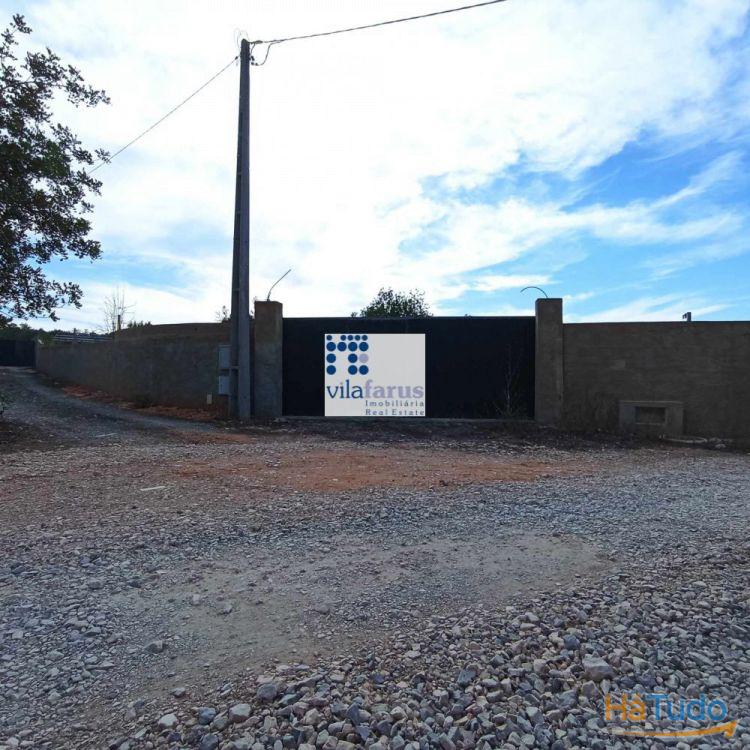 Terreno rústico de2.560m2 murado e portão Terreno rústico de2.560m2 murado e portão
