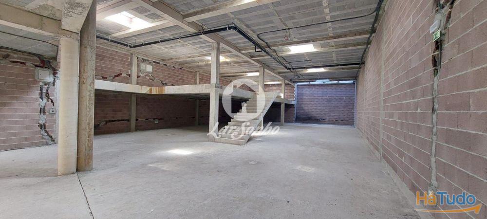 Loja NOVA no centro de Vila do Conde com 2 andares e 750m2 Loja NOVA no centro de Vila do Conde com 2 andares e 750m2