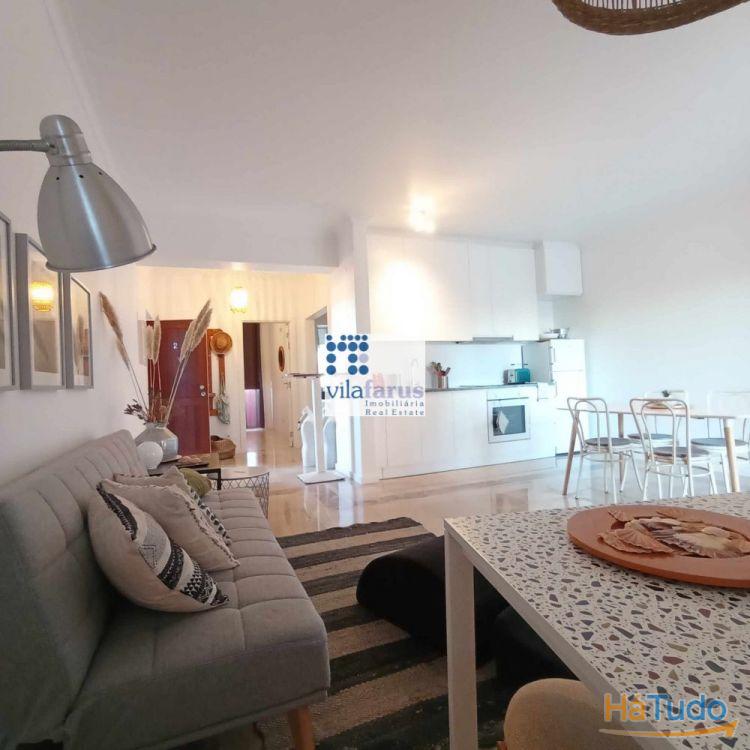 T1+1 em codomínio fechado com piscina e jardins T1+1 em codomínio fechado com piscina e jardins